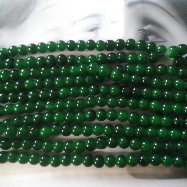 Glass Beads 8 mm Dark Green