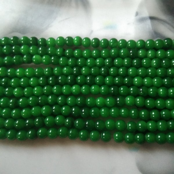 Glass Beads 8 mm Green